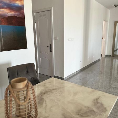 Appartement De Luxe Meuble A Louer - Dakar Pres Des Almadies 3 Ch/ 3 Sdb Εξωτερικό φωτογραφία